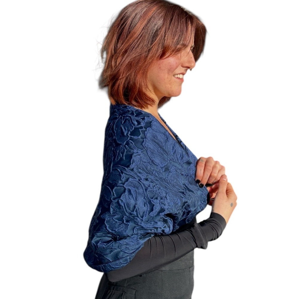 Sachin + Babi Deep Navy Textured Wrap Shrug - Picture 5 of 12